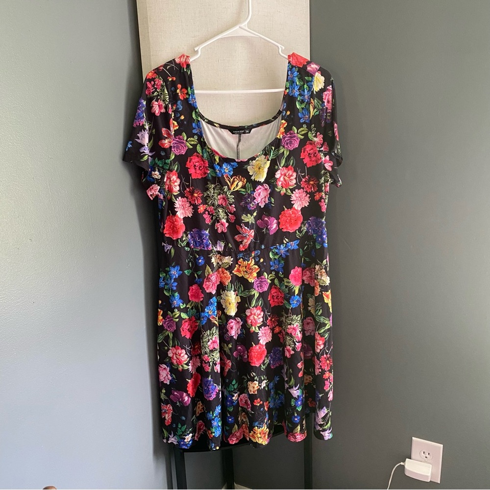 SHEIN Floral Dress - Black with Multicolor Flowers